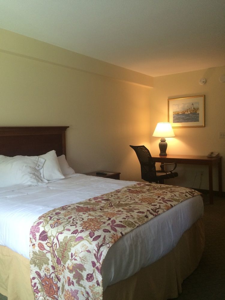 White River Inn & Suites Уайт-Ривер-Джанкшн Экстерьер фото